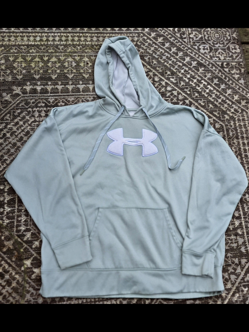 Under Armour Pastel/sage Hoodie –